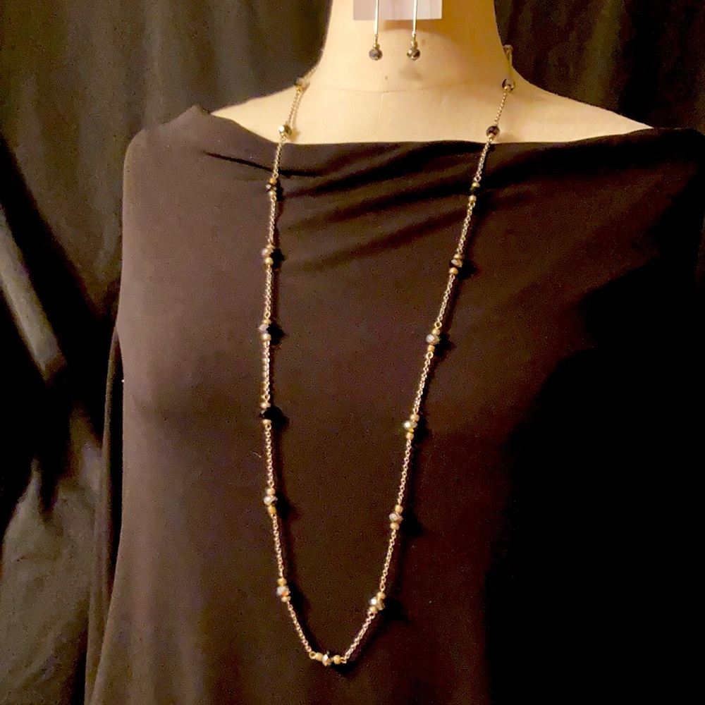 Silver Tone Necklace & Earring Set